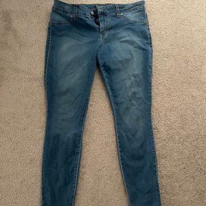 Fashion Nova Lo-Rise Blue Jeans